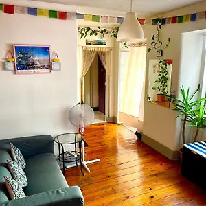 Albergue Asian Everest House Lisboa